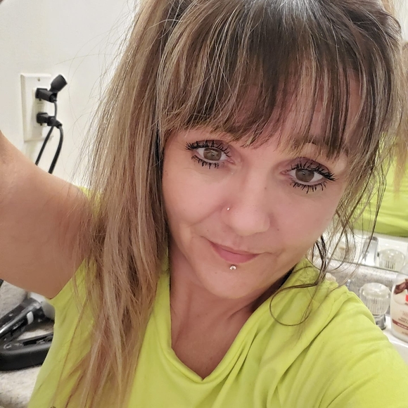danielledee210